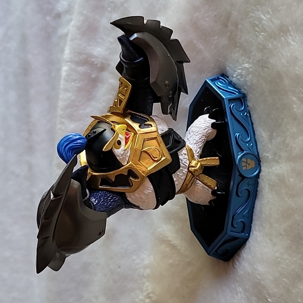 King Pen Pin Sensei Skylanders Imaginators water element 2016 B2169